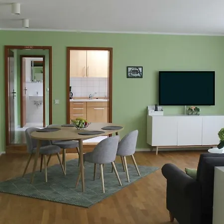 Zum Neuen Schwan فندق 3*